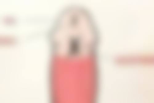 一、涂抹眼霜可以消除皱纹和眼袋吗：真相大揭秘