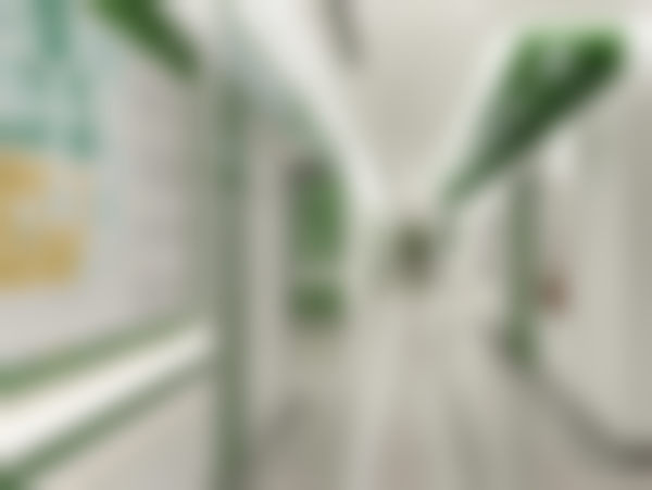 {沈阳北方整形外科医院佟猛医生给我做玻尿酸填充，即刻让我短下巴变精致小脸！ 