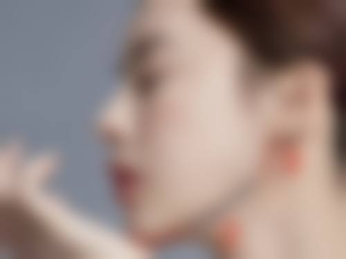 二、做双眼皮去美容院可以吗？认清美容院操作风险