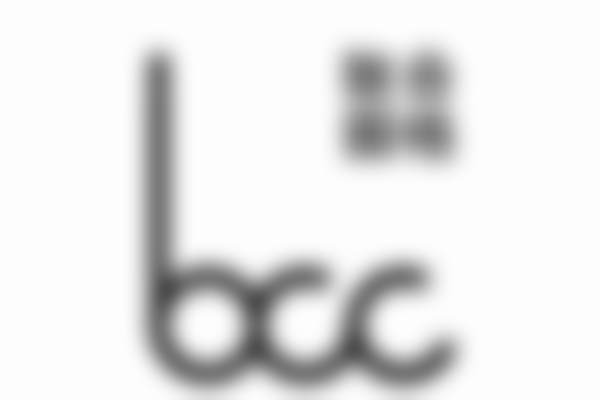 二、大连爱德丽格的专精团队,为冰点脱毛保驾护航