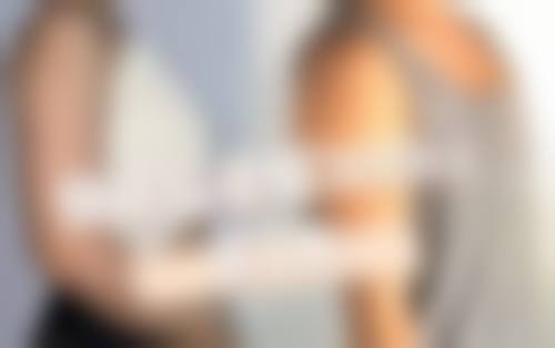 一、割双眼皮术前身体状态注意事项