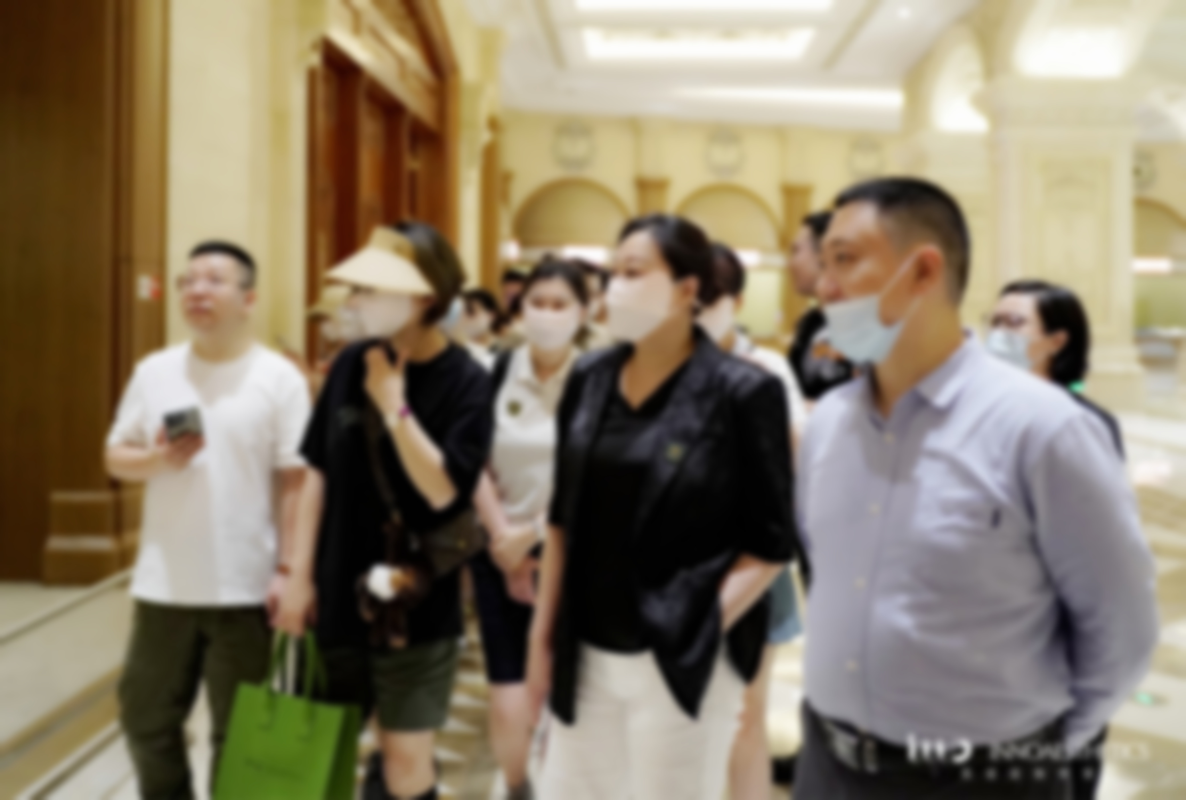 三、宁波鄞州拾壹逐光医疗美容诊所的核心模式