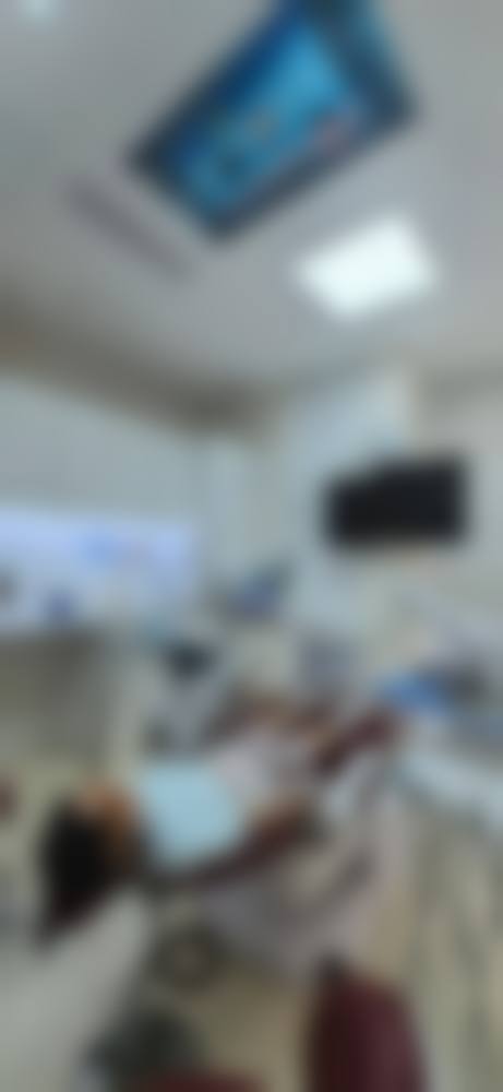 二、特色科室与项目:全景覆盖,精细治疗